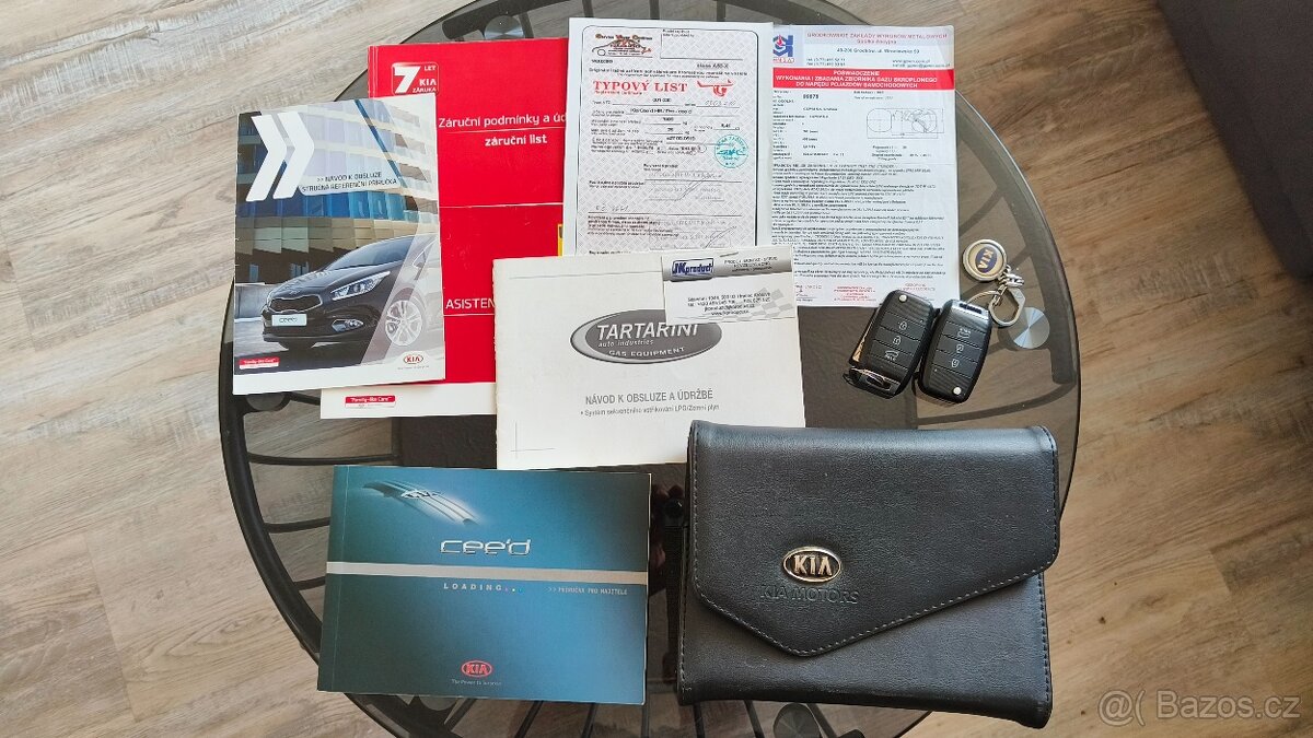 Kia Ceed - 13