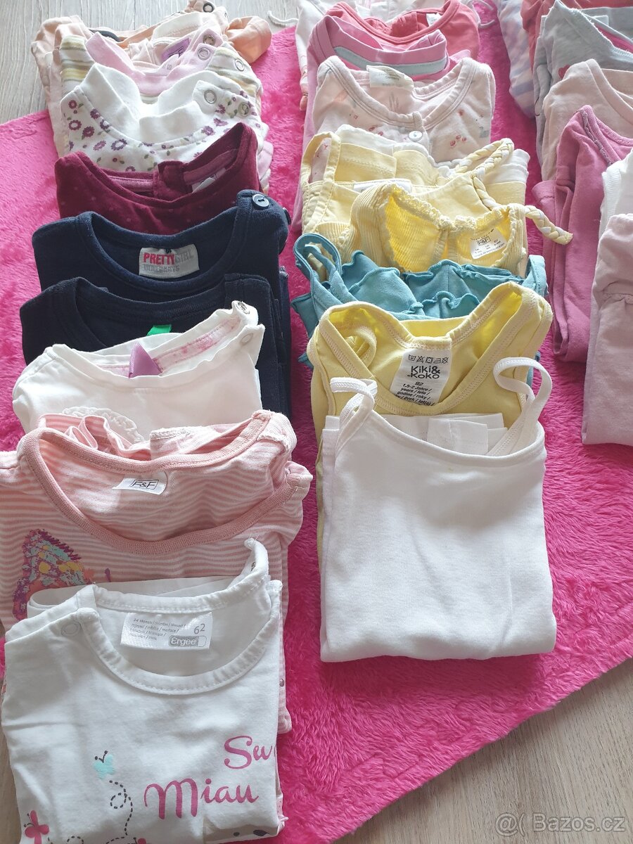 Set dívčího oblečení - 13