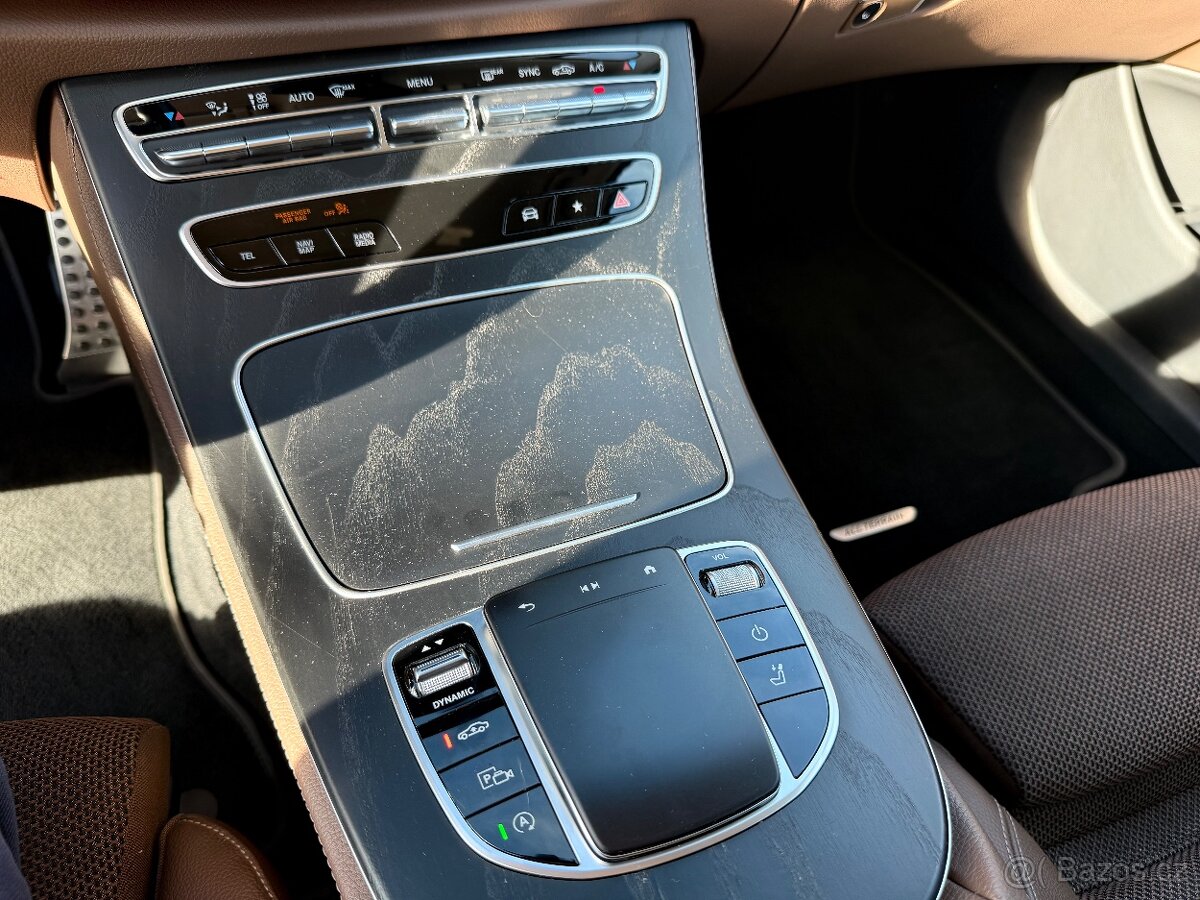 E 220d 4-MATIC ALLTERRAIN,2022,FACELIFT,CZ,DPH,EXTRA STAV - 13