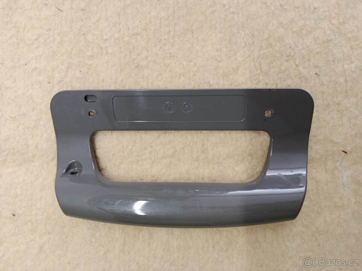 Madlo dveří lednice - 13