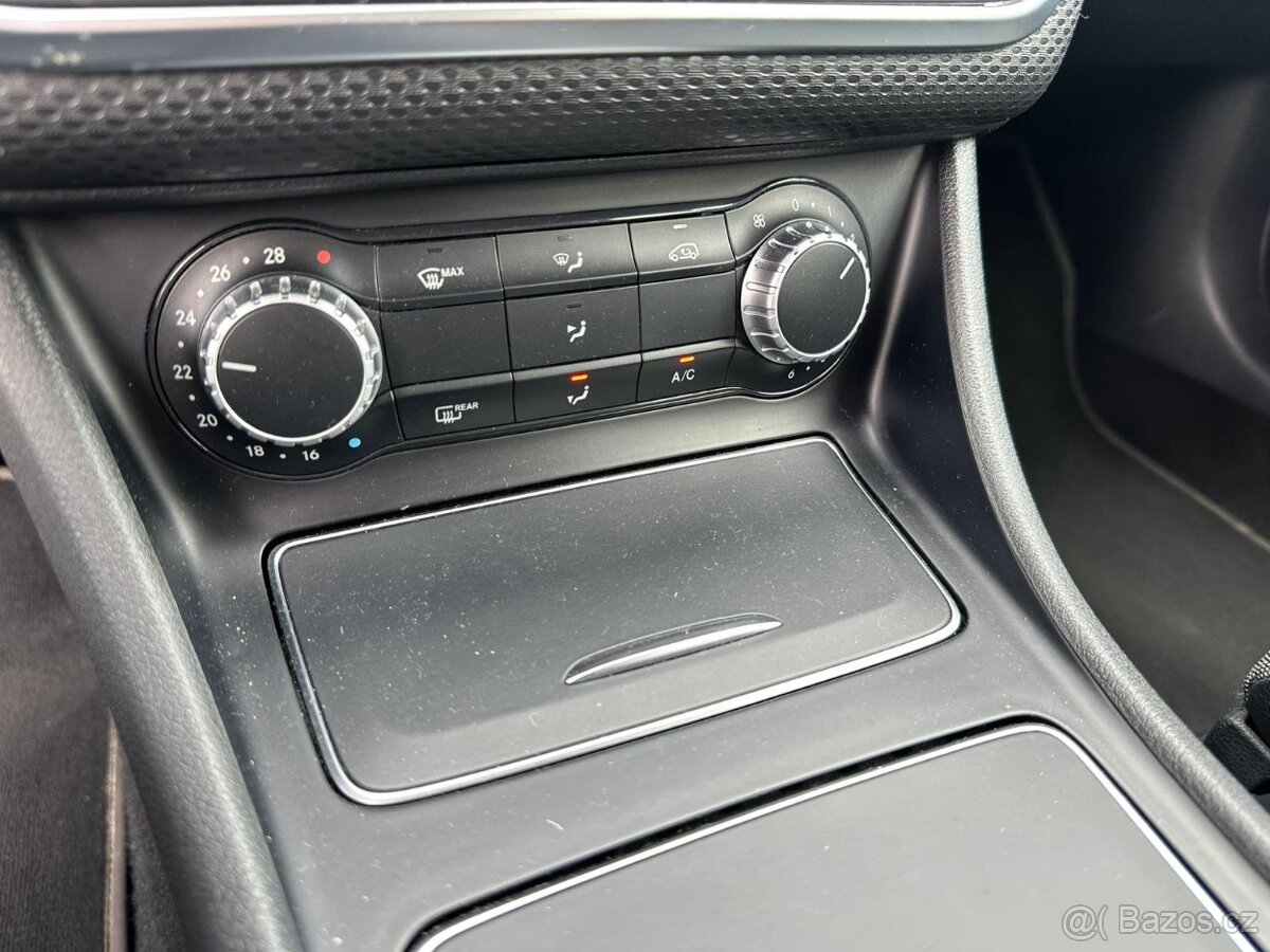 Mercedes-Benz A180d - 13