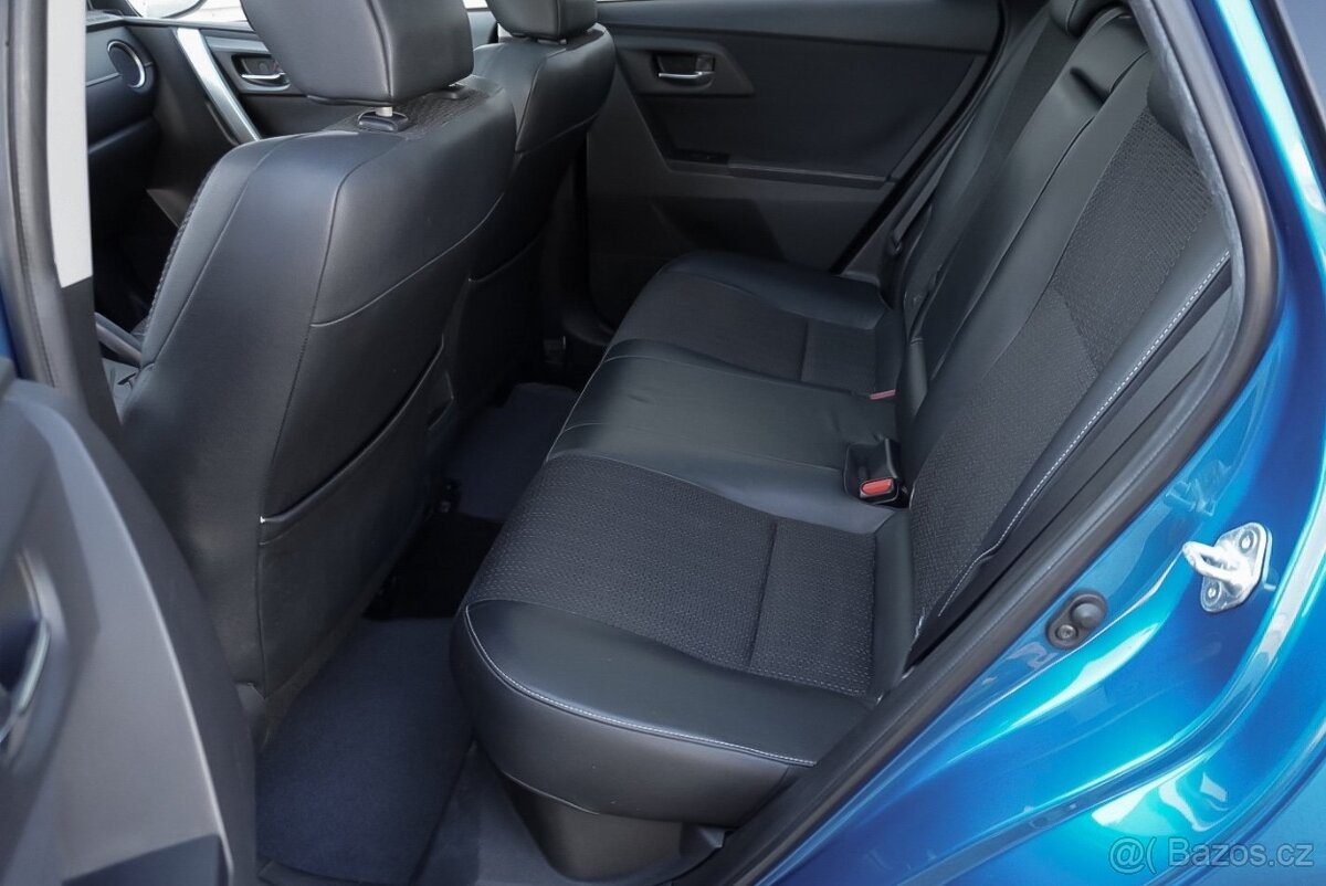 Toyota Auris 1.8i/Hybrid/Pano/NAVI/ - 13