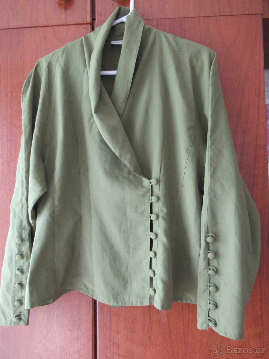 OBLEČENÍ A KOSTÝMY 80. LÉTA - 13