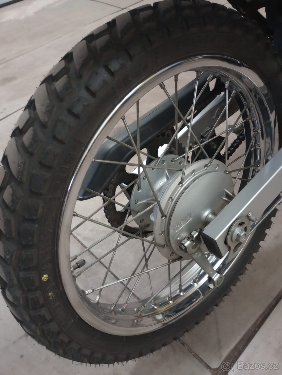 Suzuki Dr 125 - 13