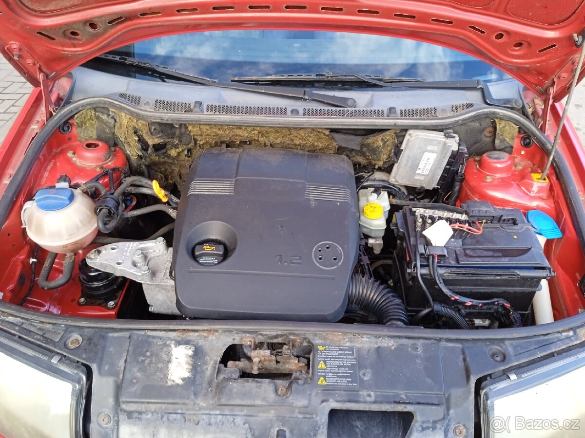 Prodám Fabia 1 1.2 40 kW hatback ND. - 13