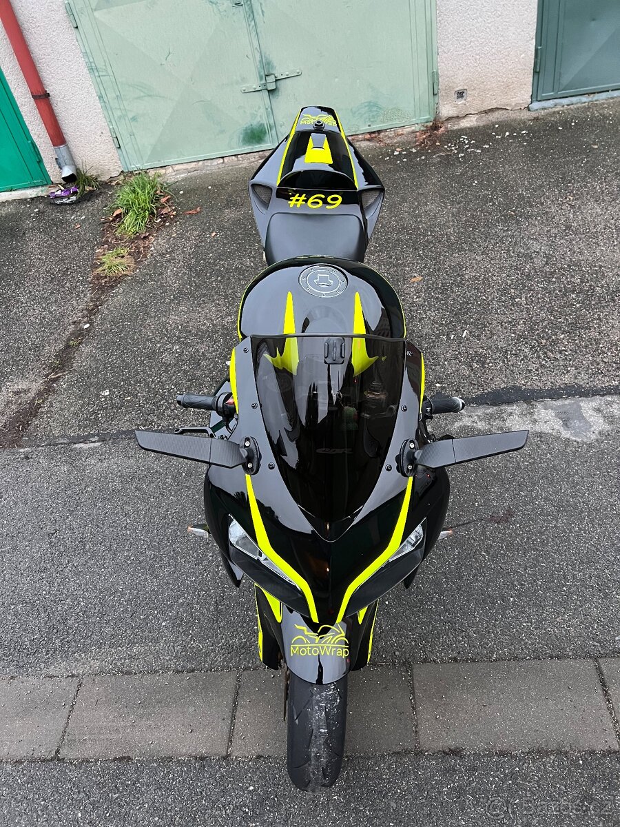 Honda cbr1000rr - 13