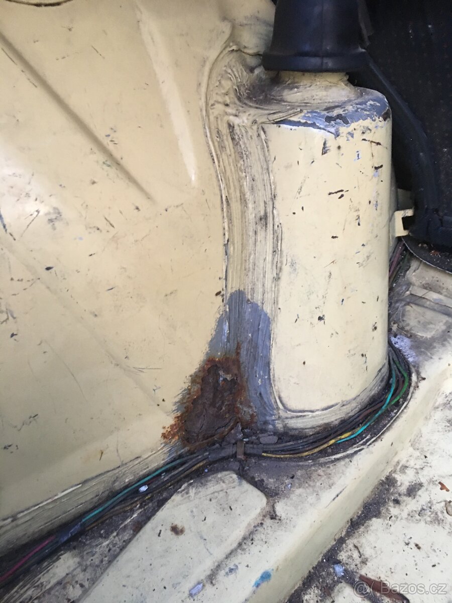 Favorit 136L 1990 - 13