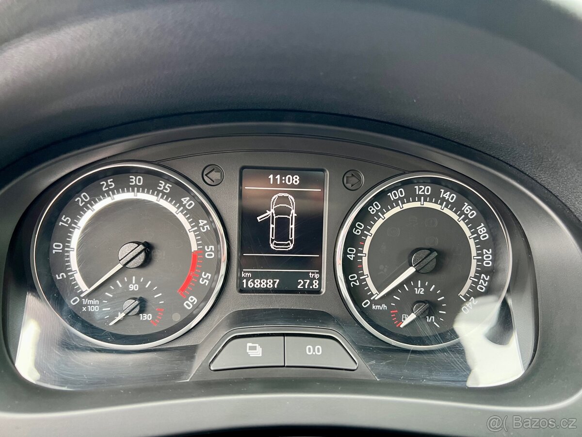 Škoda Rapid Spaceback 1,6 TDi 77kW Monte Carlo - 13