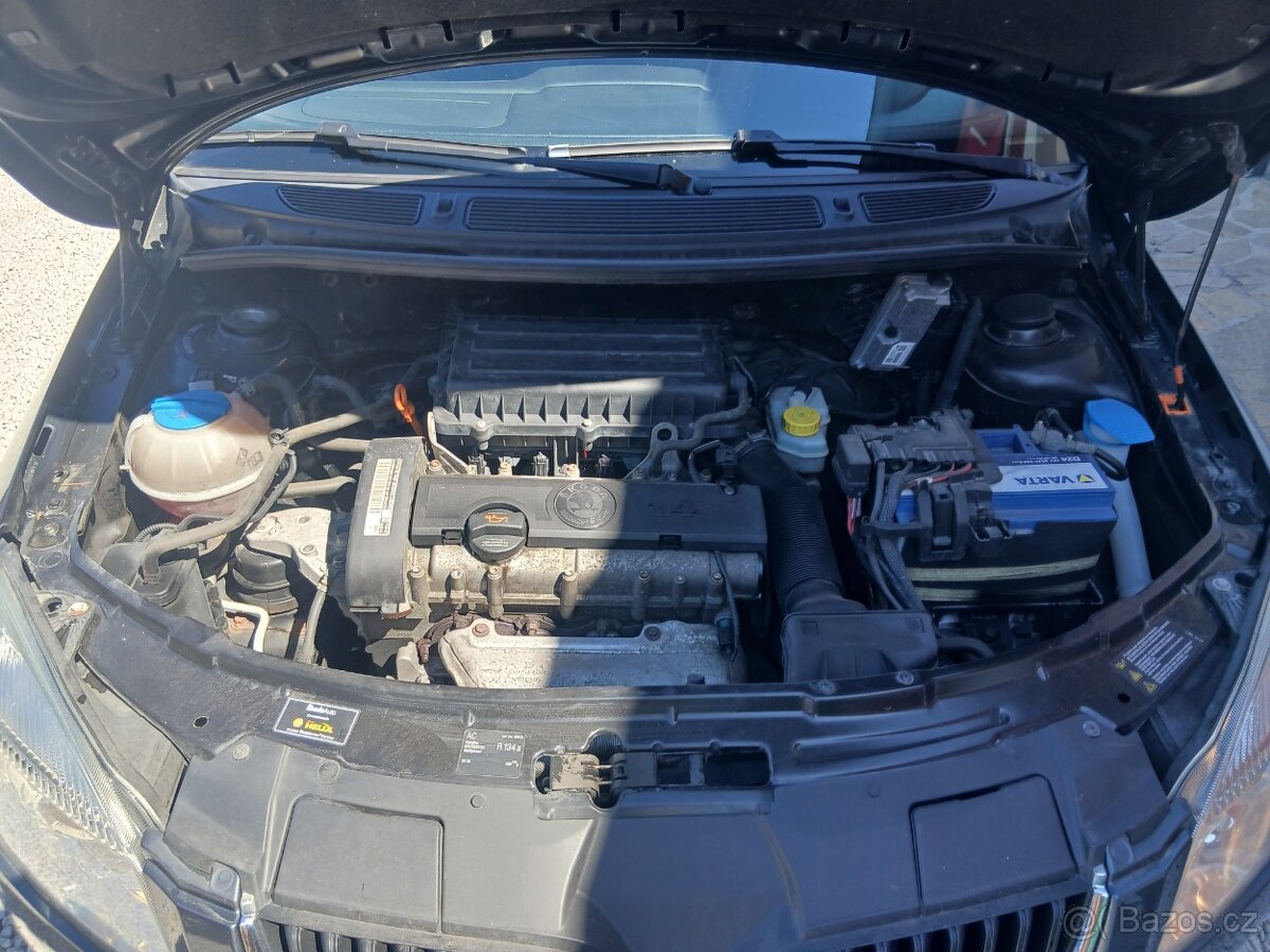 Škoda Roomster 1.4i KLIMA - 13