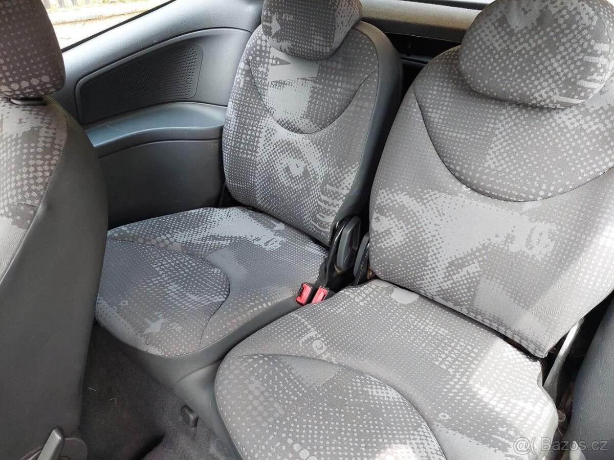 Citroen C2 1.1 r. 2005 nová STK 11/27 bez koroze a závad - 13