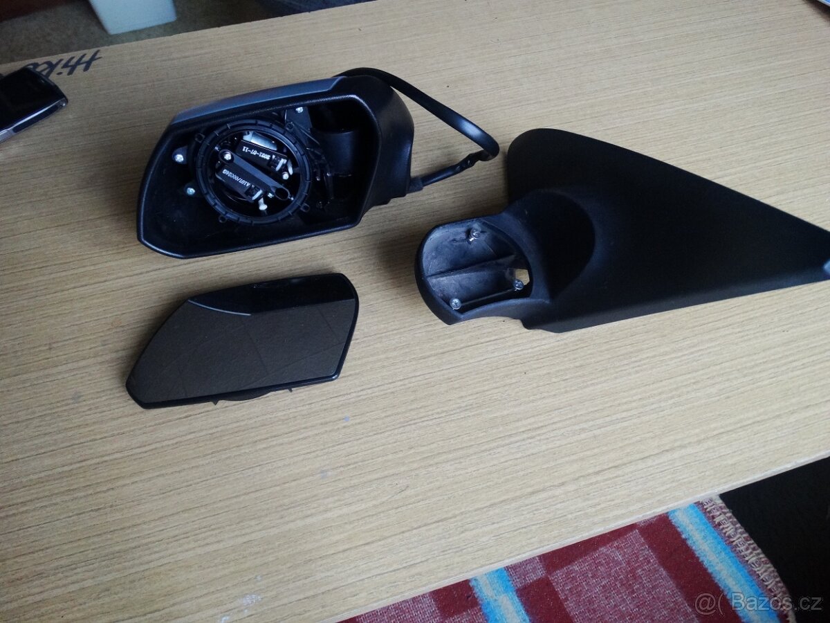 Ford Mondeo MK3 zrcátka, Phersony, kladka, masky, světla... - 13