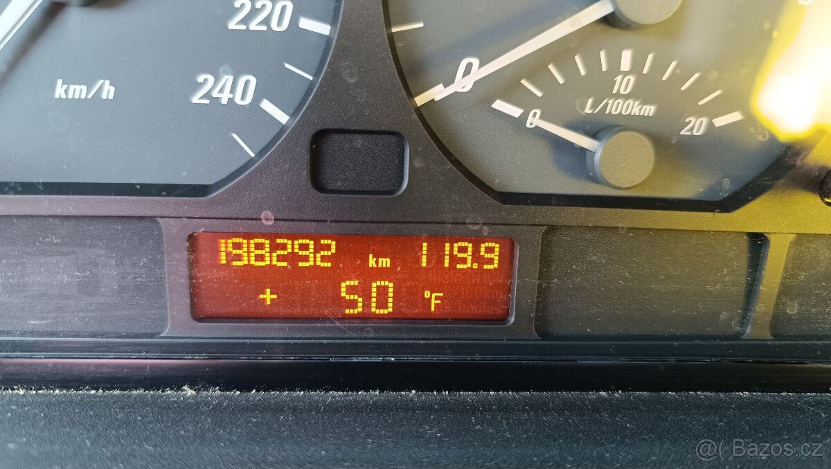 BMW E46 318i Cabrio – M-Packet | Manuál | 105 kW - 13