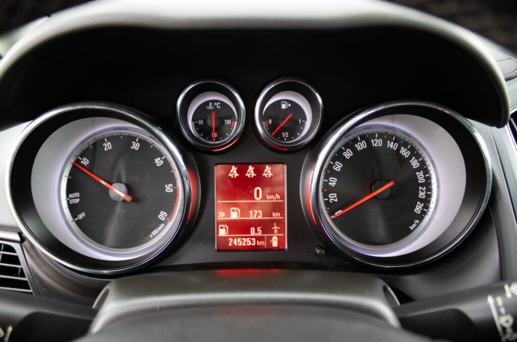 Opel Zafira 2013 - 13