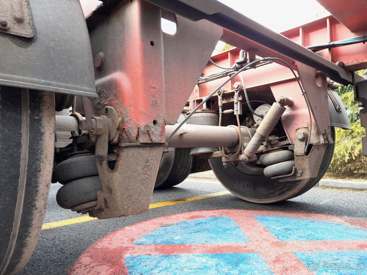 Kontejnerový návěs M & V 2x20,30,40,45 - 13