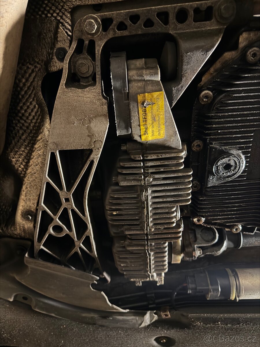 Bmw e91 330xd na dily - 13