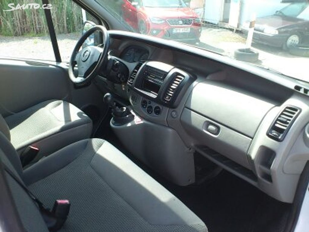 OPEL-Vivaro - 13