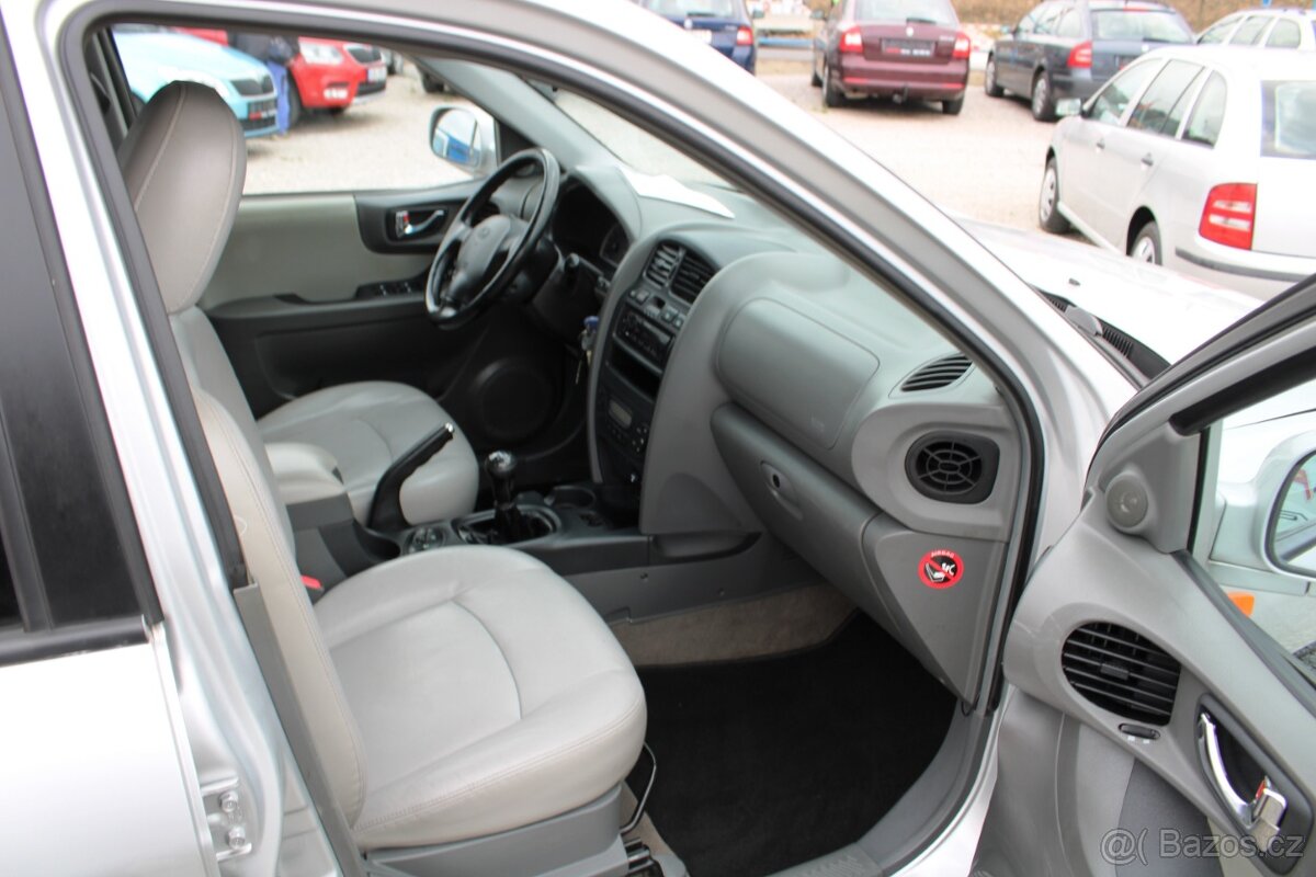 Hyundai Santa Fe 2.4i KLIMA TEMPOMAT EL.OKNA - 13