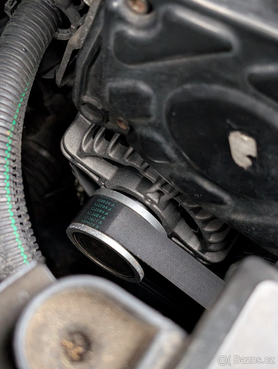 Opel Vectra C komby Z19DTH 110kW tažné, klima Xenony PEPAS - 13