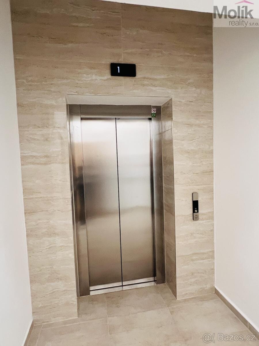 Pronájem bytu 2+kk 58 m2 - 13