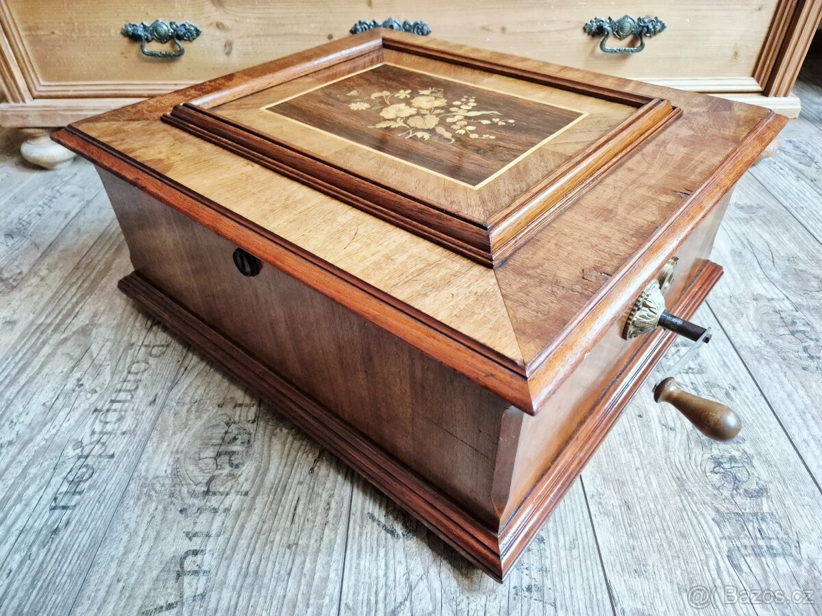 Starožitný hrací stroj Polyphon, 1895 - 13