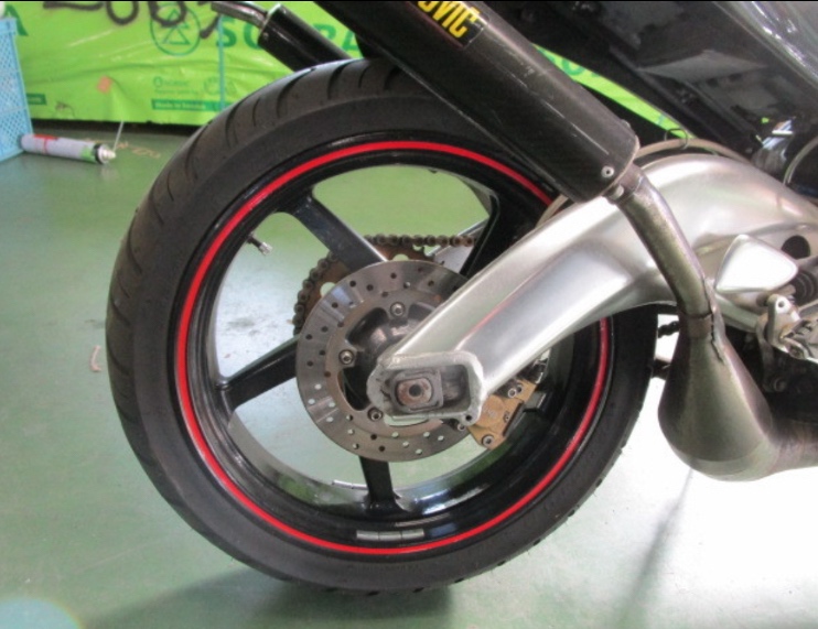 Aprilia RS 250 - 13