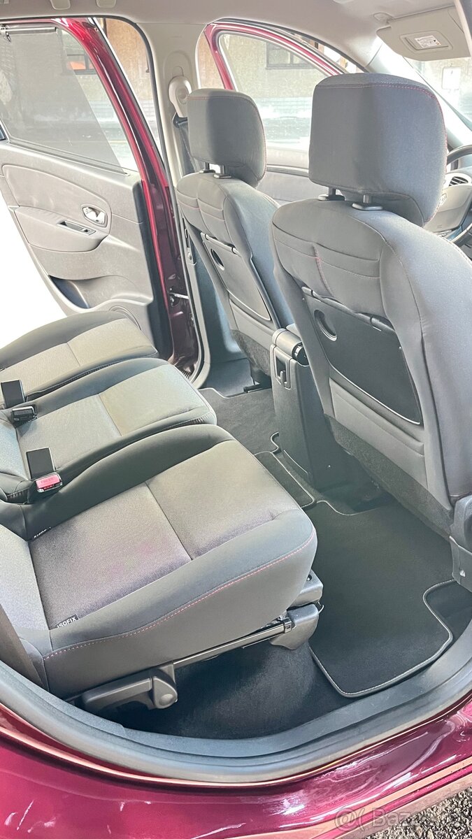 Renault Grand Scenic - 13
