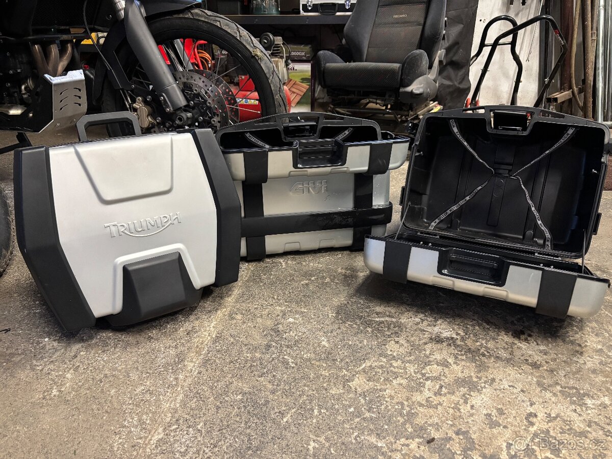Triumph Tiger 800 xc 2013, kufry, příslušenství - 13
