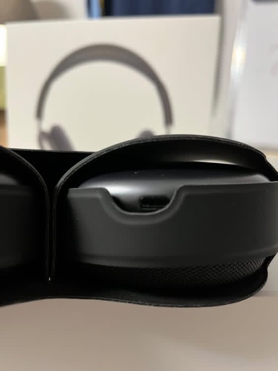 Apple AirPods Max - 13