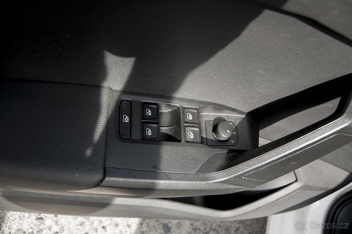 Seat Ibiza Reference 1.0 MPI | 59 kW | Rok 2021 - 13