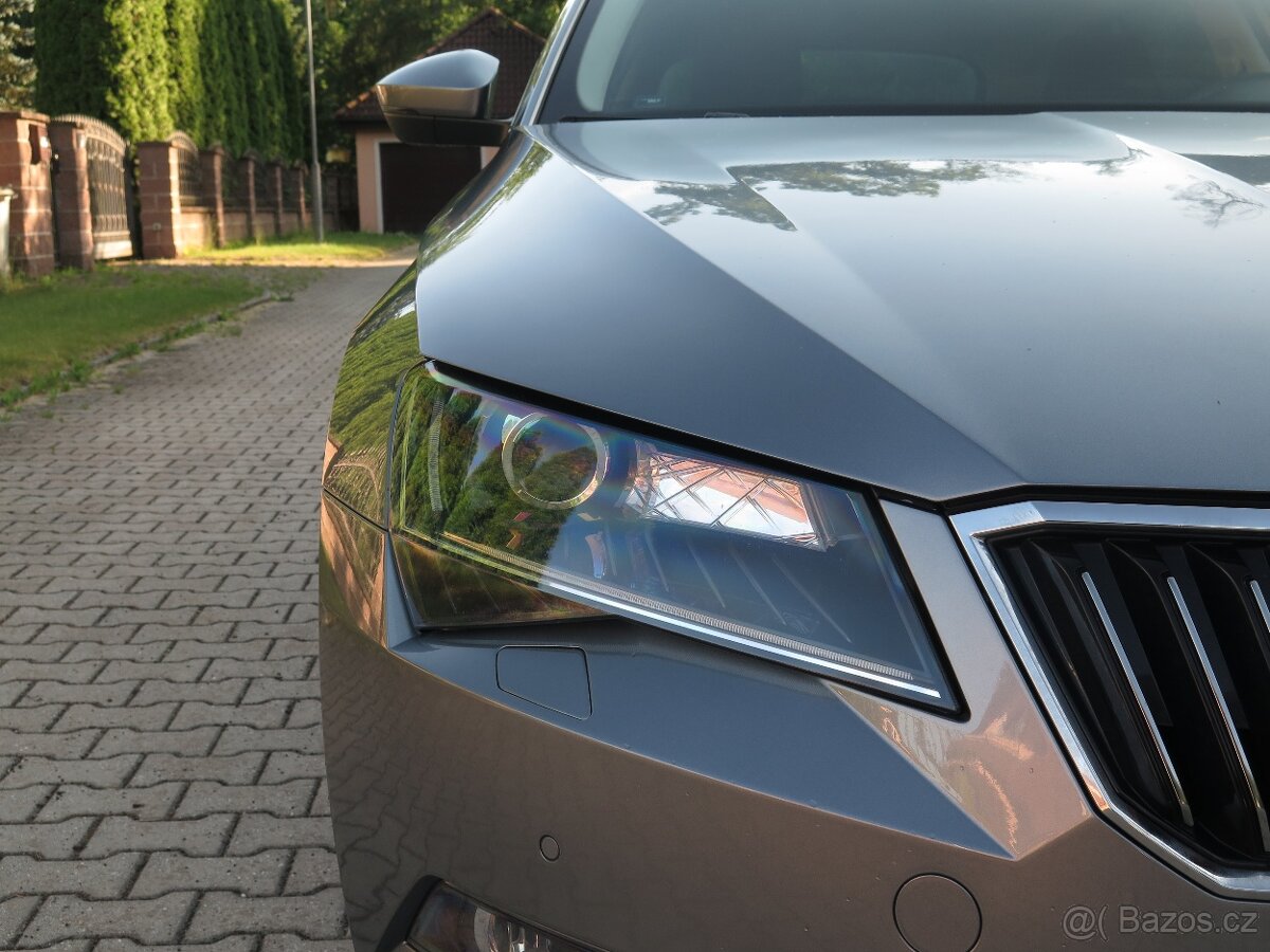 Škoda Superb, TDI - STYLE - PO SERVISU - 13