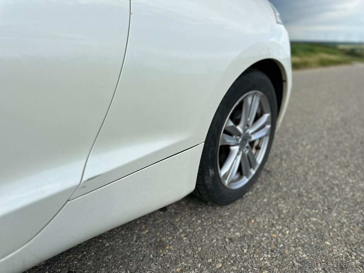 Honda CRZ Hybrid - 13