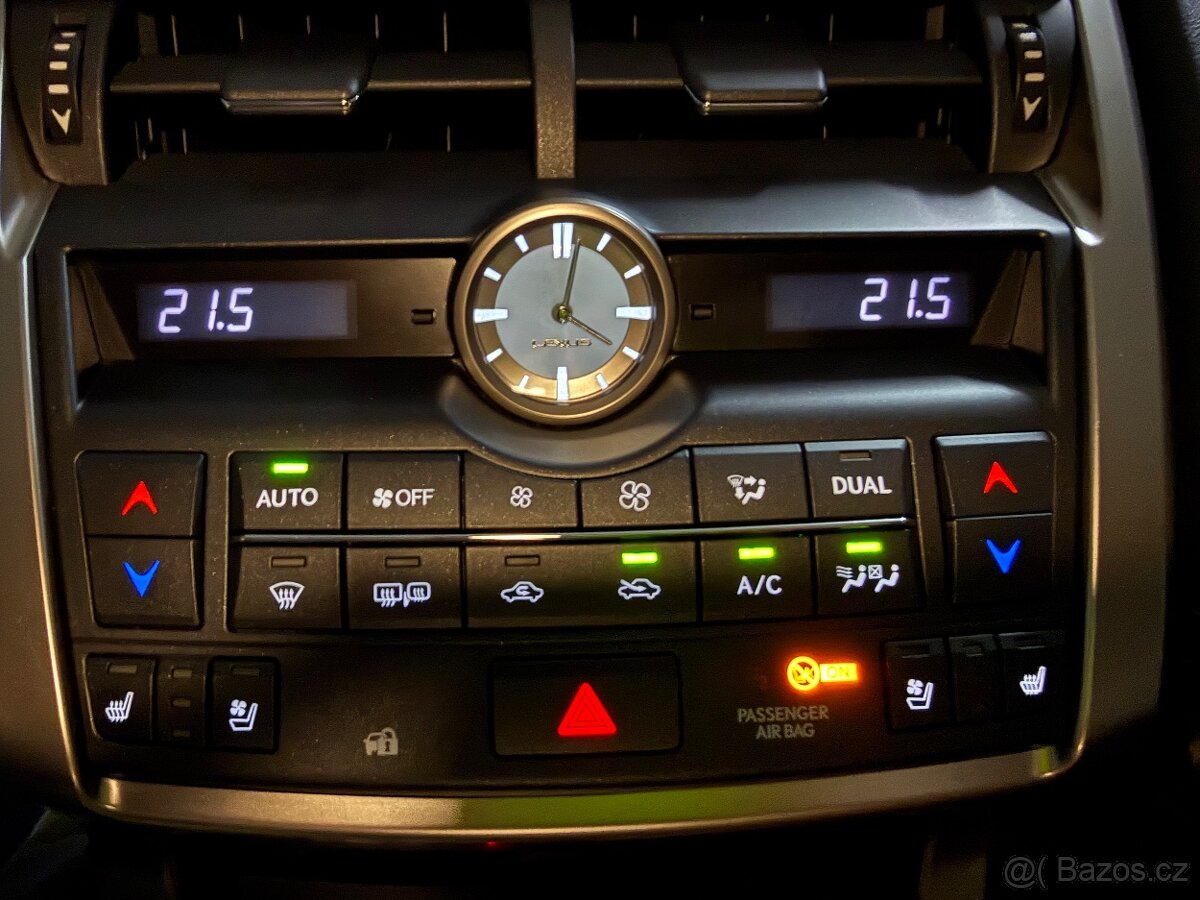 Lexus NX300h,4X4,9/2014,65728km,ČR,1.MAJ,SERVIS,LUXURY - 13