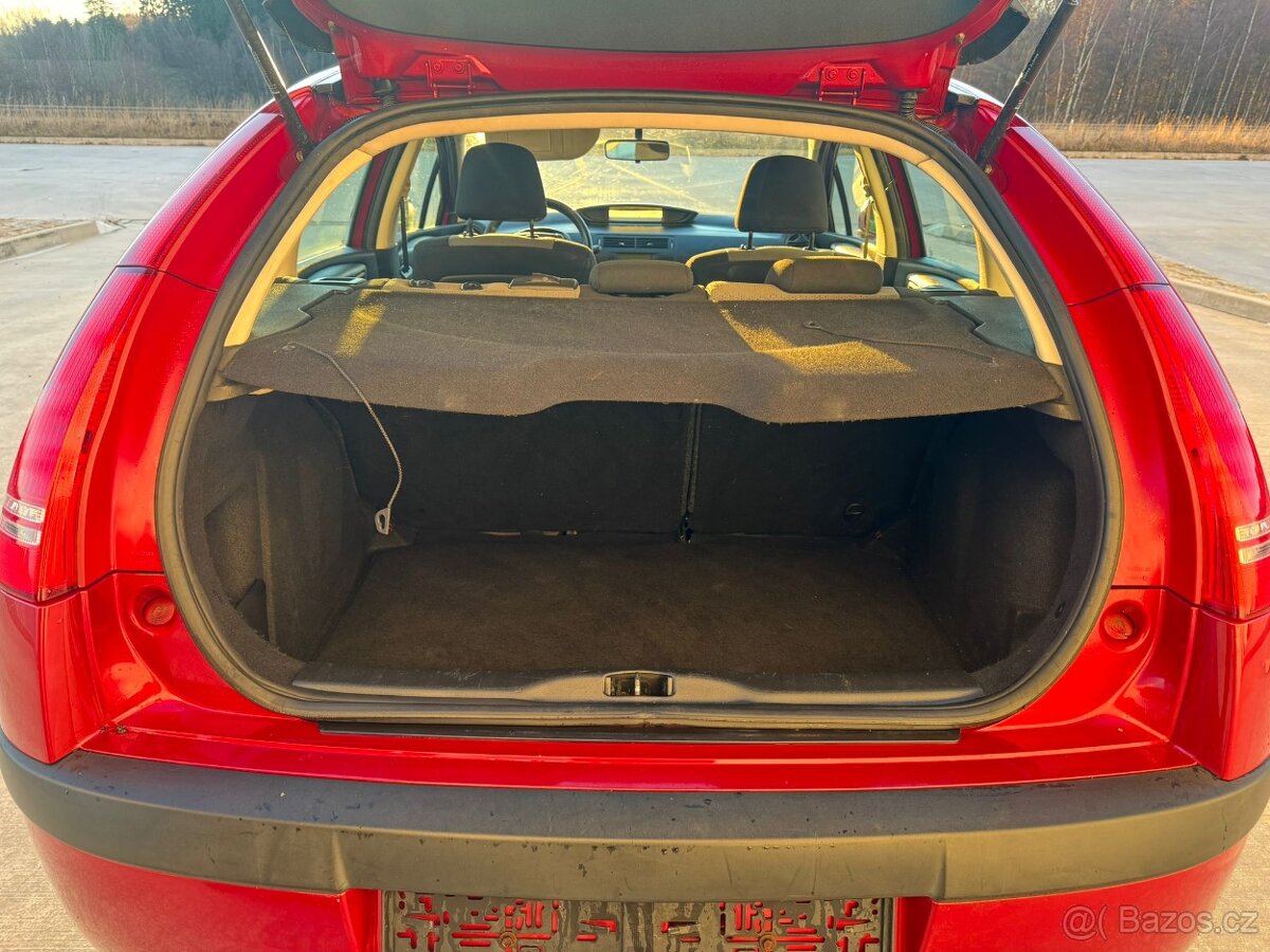 Citroen C4 1.4 r.v. 2006 Nová STK - 13