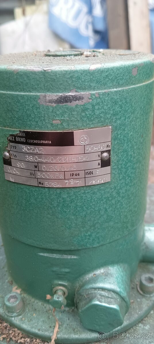 Prodám nedodělaný projekt stipačka na dřevo - 13