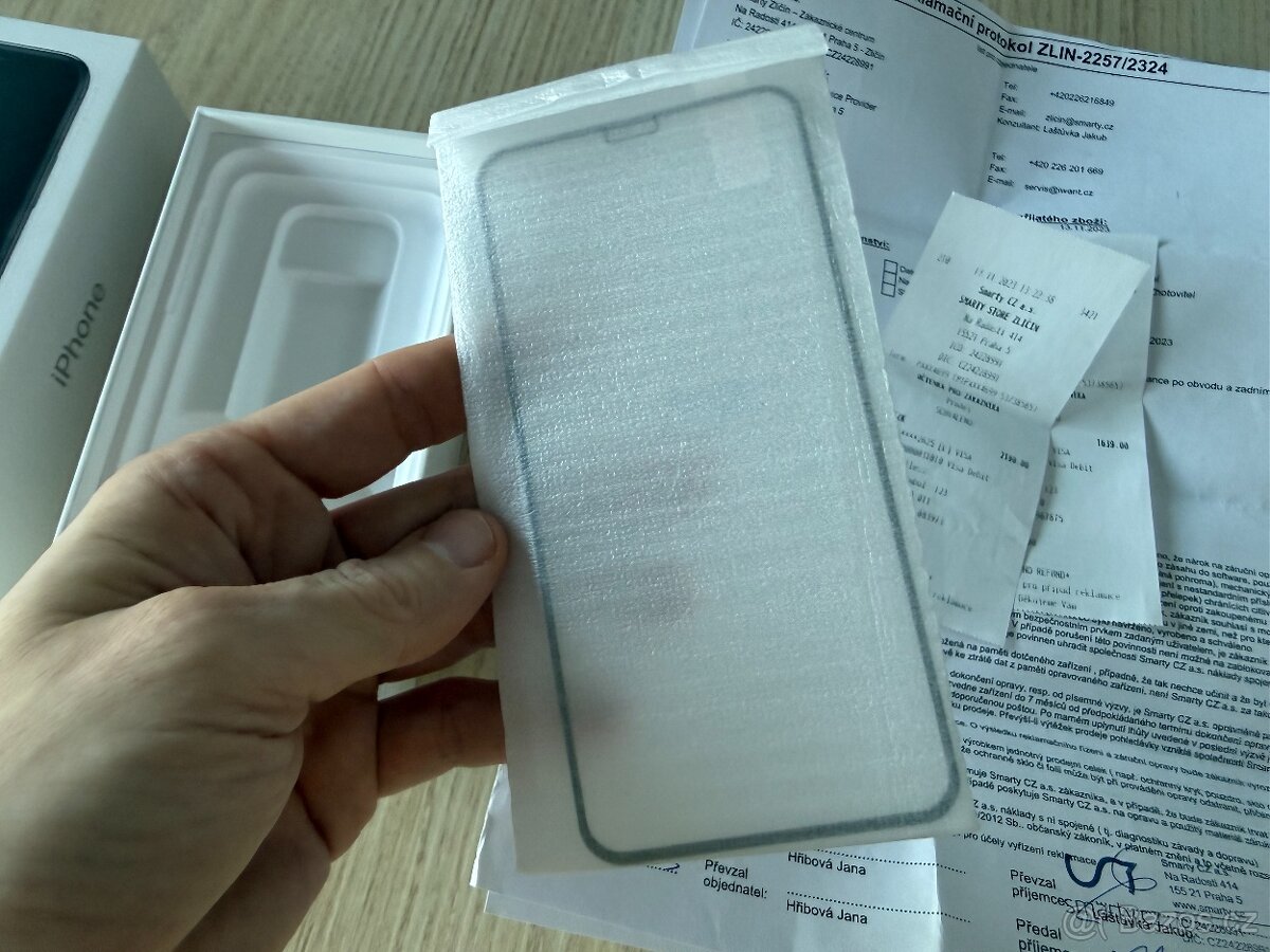 Apple iPhone XS 256GB bílá barva - 13