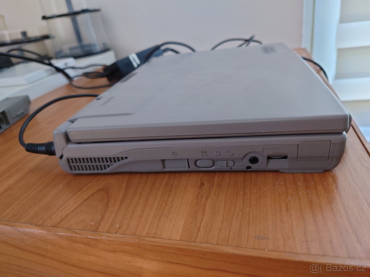 Toshiba Portege 300CT retro notebook - 13