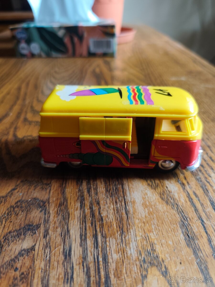 Plechová autička - 13