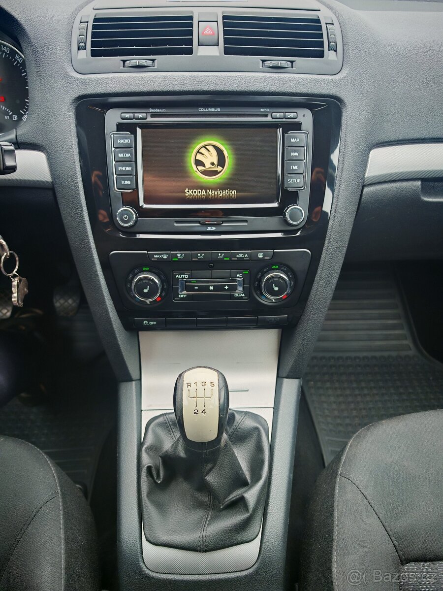 Škoda Octavia II 1.6 TDI, Elegance - 13