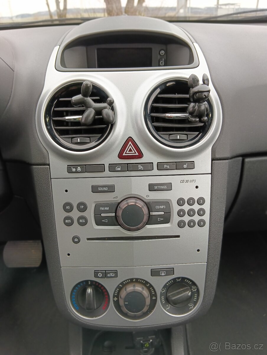 Opel Corsa D 1.4 automat - 13