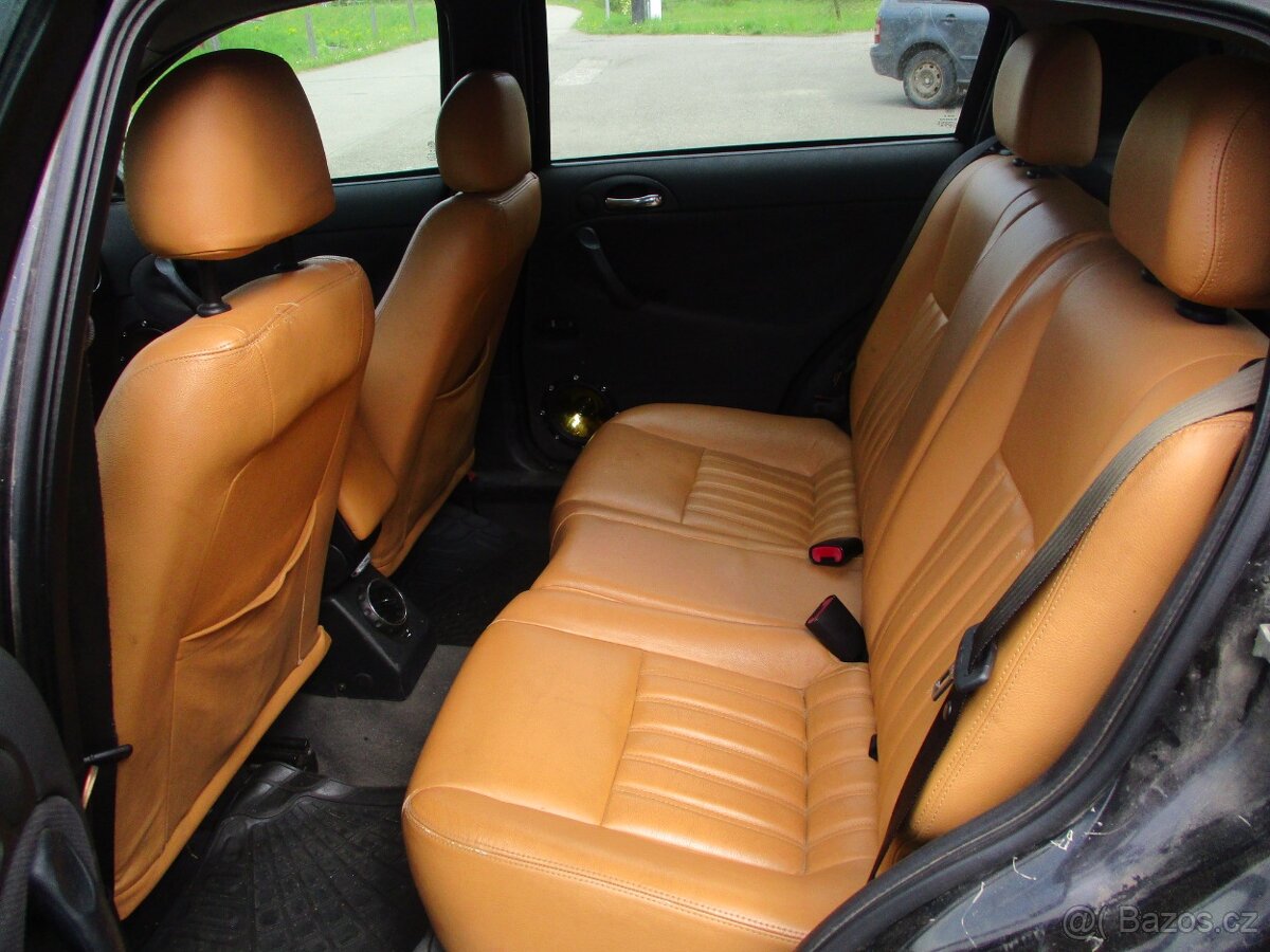 ALFA ROMEO 147 - 1.6 i - 13