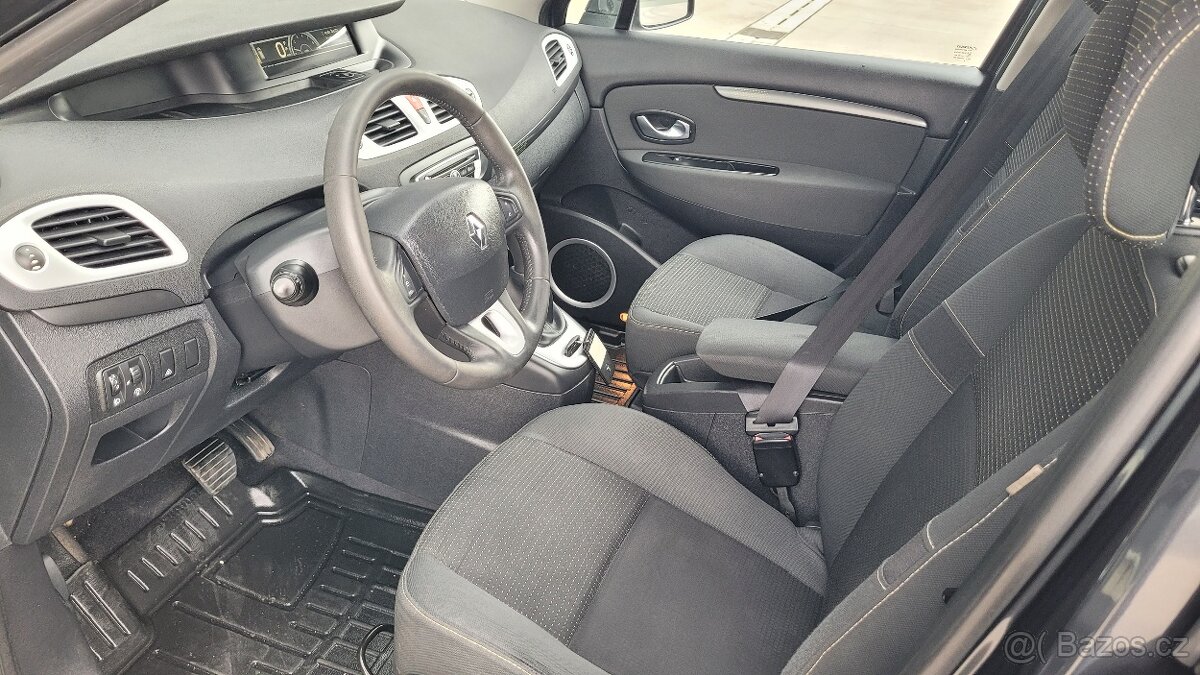 Prodám Renault Grand Scenic 2,0i - 13