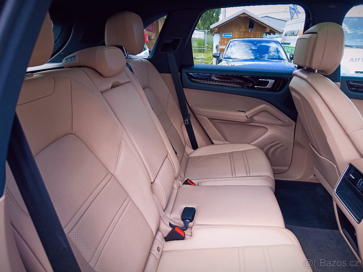 PORSCHE Cayenne 3,0i V6 Elll ČR - 13