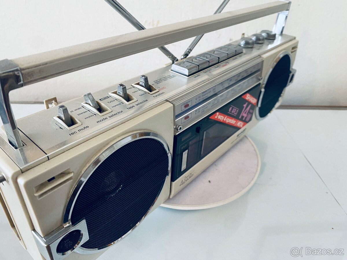 Radiomagnetofon Sharp GF-7, rok 1984 - 13