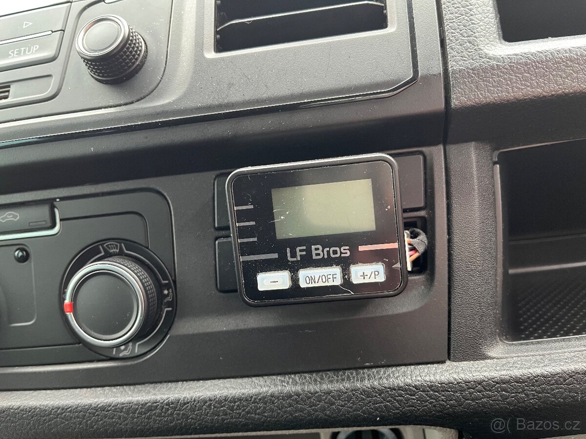 VW Transporter 2.0 TDi 110 kW ČR 5 Míst - 13