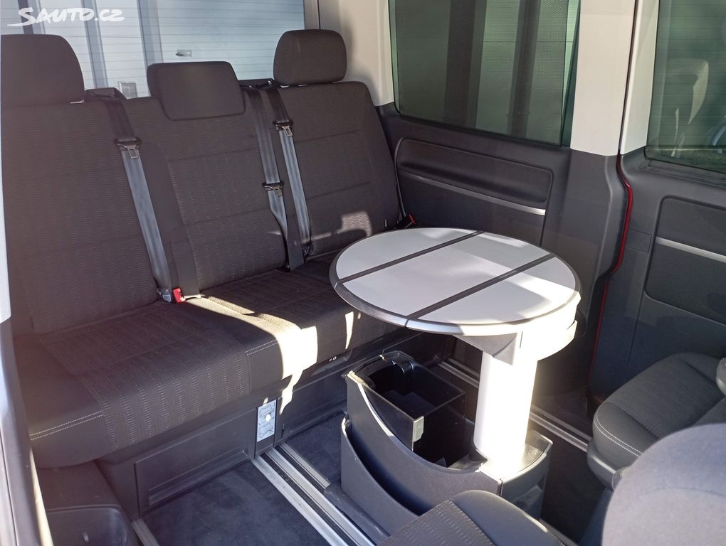 VW Multivan 2.0 TSi - 110kw - Comfortline - Benzin + LPG - 13