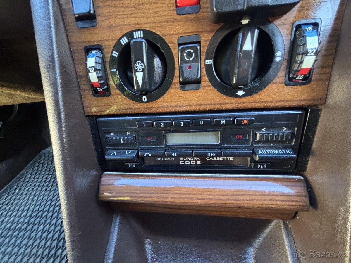 Mercedes Benz SE 300 - 13