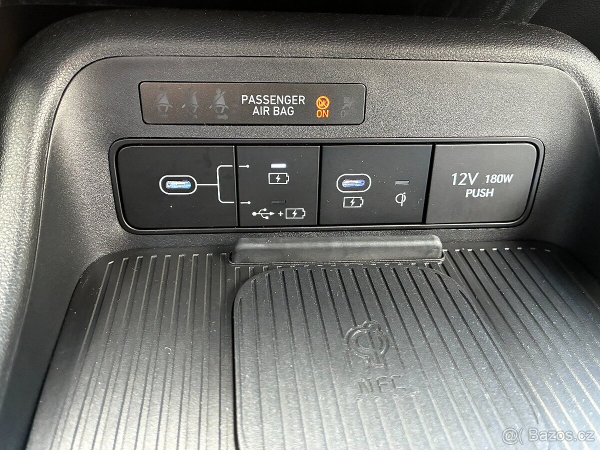 Hyundai Kona 1.6T-GDI 145kW MT STYLE ZÁRUKA DPH - 13