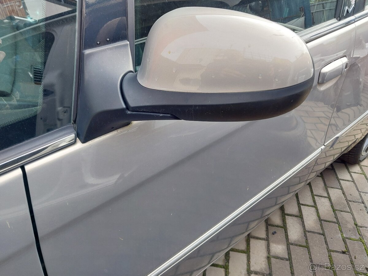 Lancia Musa 2011 - 13