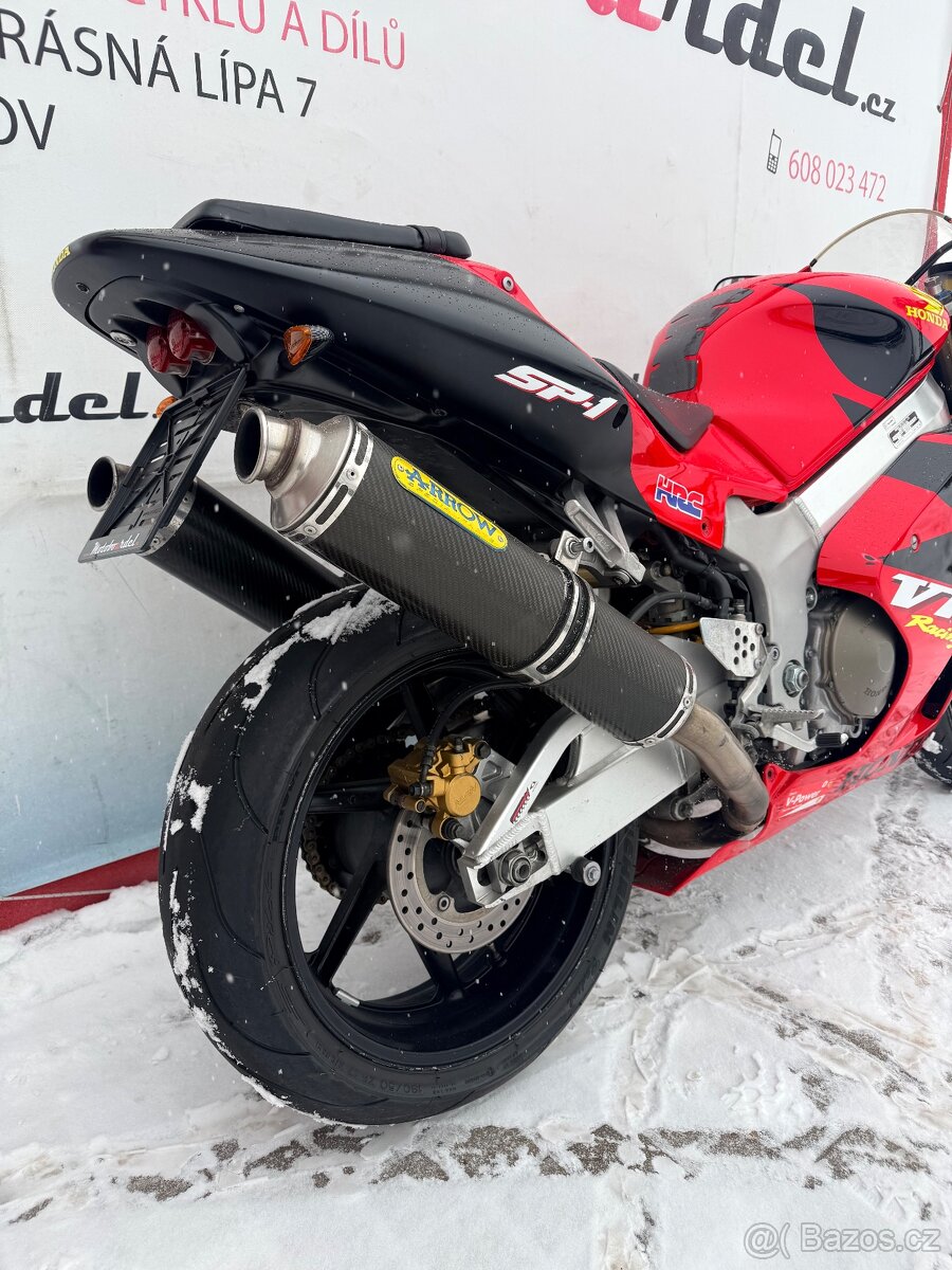 Honda VTR 1000 SP1 - 13