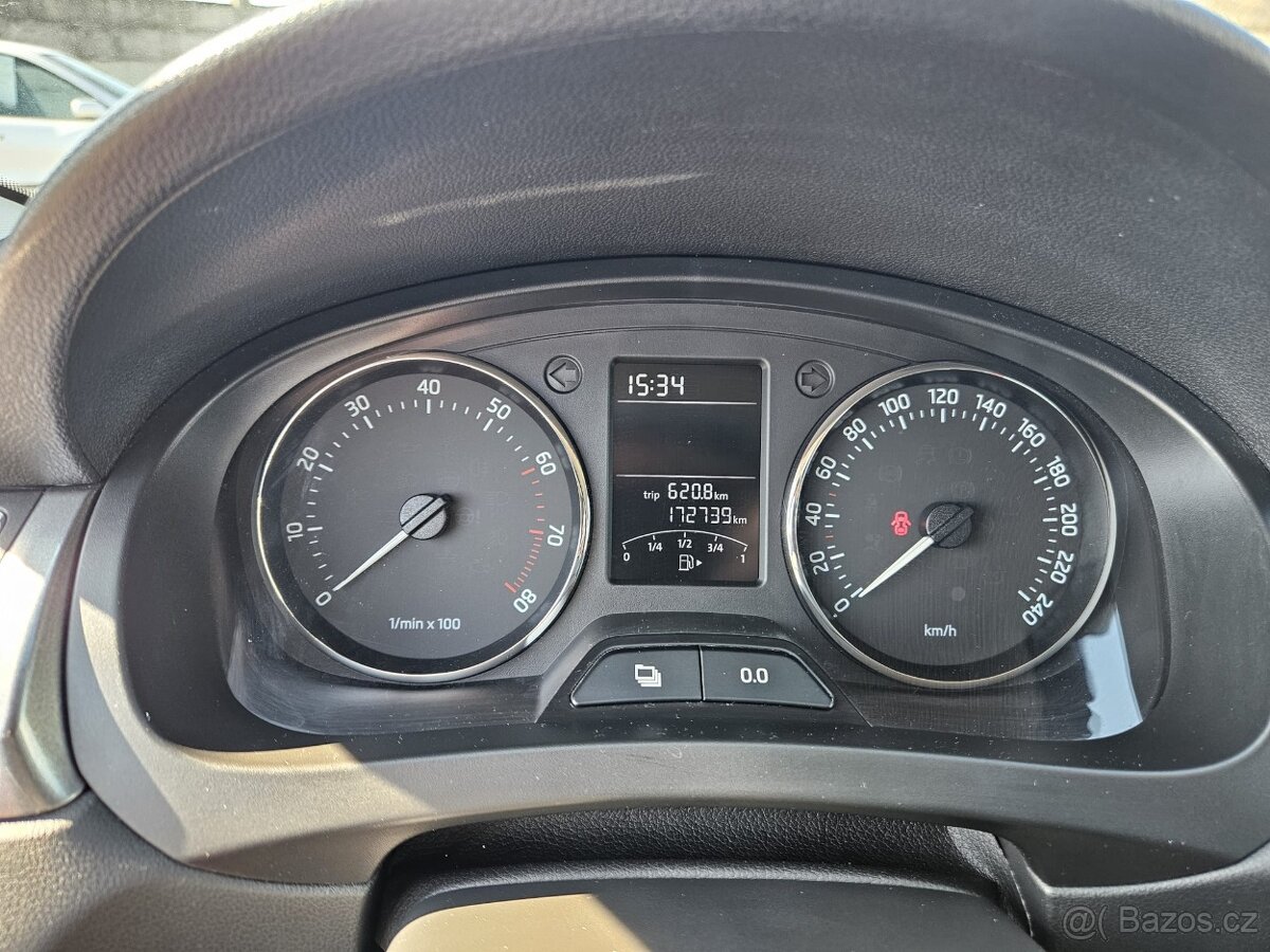 Škoda Rapid Spaceback - 13